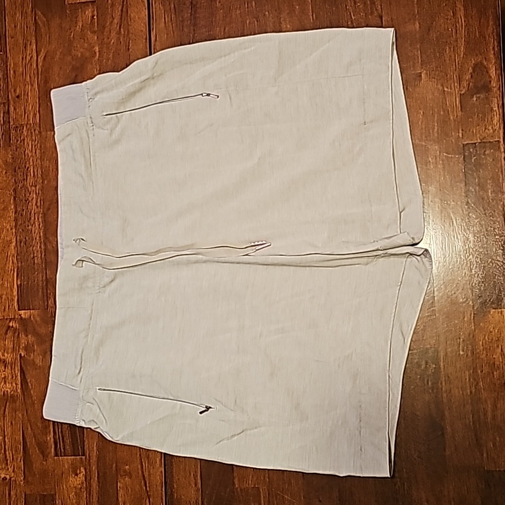 Calia grey elastic waist shorts